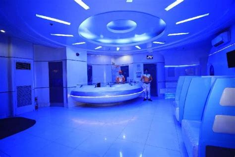 10 Places to Stay Near SM Cubao .